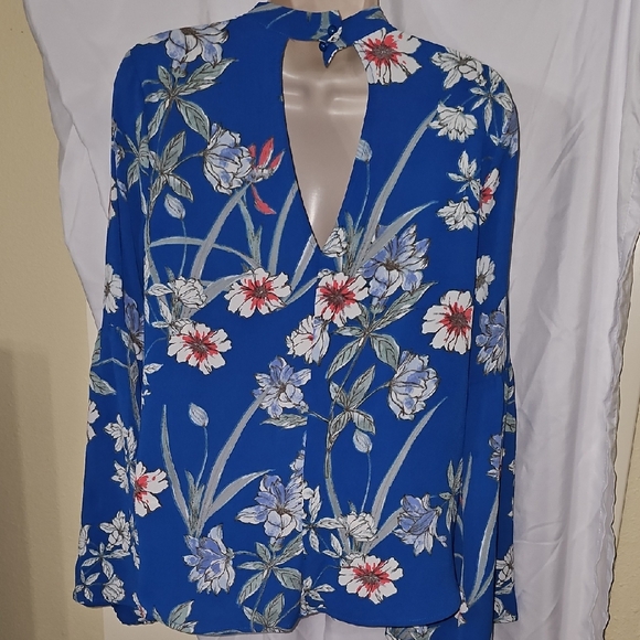 Liberty Love Blue Floral Blouse with Choker - Picture 7 of 7